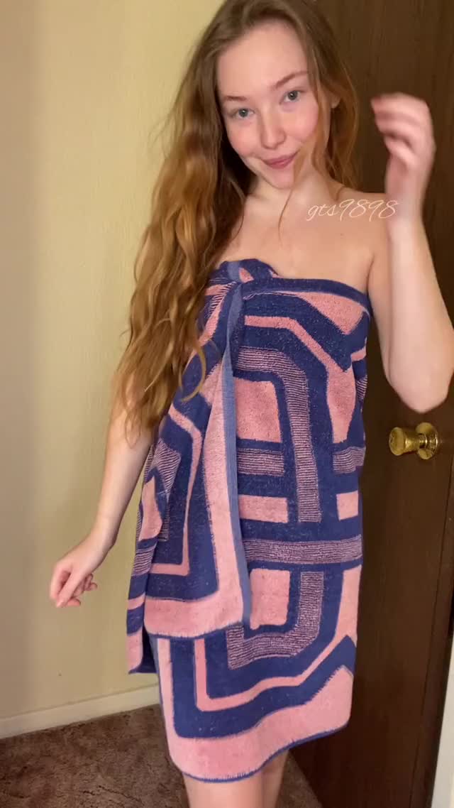 Sister towel