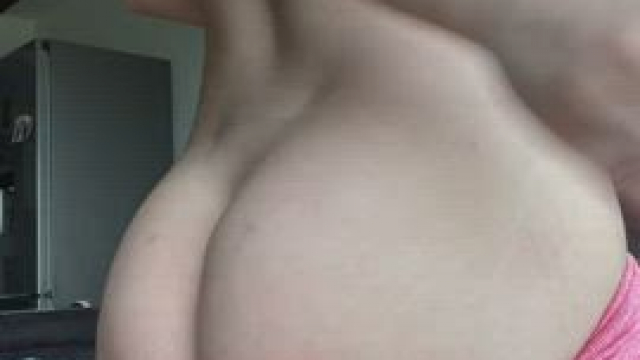 Yes, im 4’9”, and yes, i do have some meat in the back as well