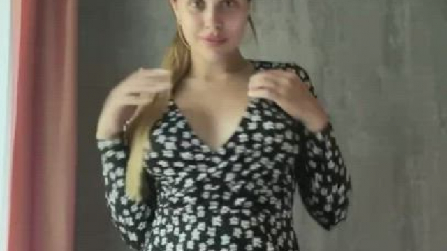 Imagine your friends catch you sexting me