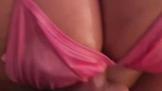 Cumming in between a warm pair of tits