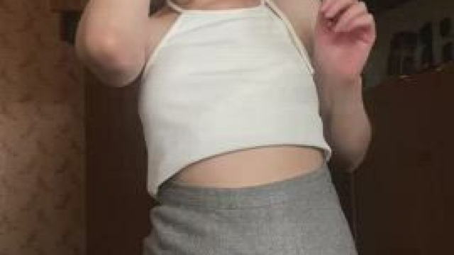 I wanted so badly to come home from college to play with my pussy