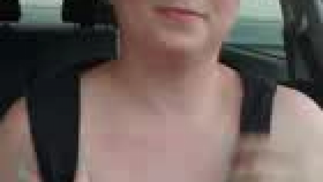 Flashing is more fun with music [GIF]