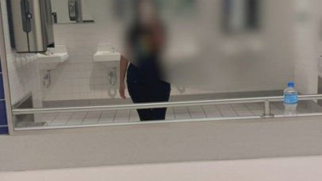 Not exactly enjoying my airport layover so here’s a quick bathroom (f)lash for y