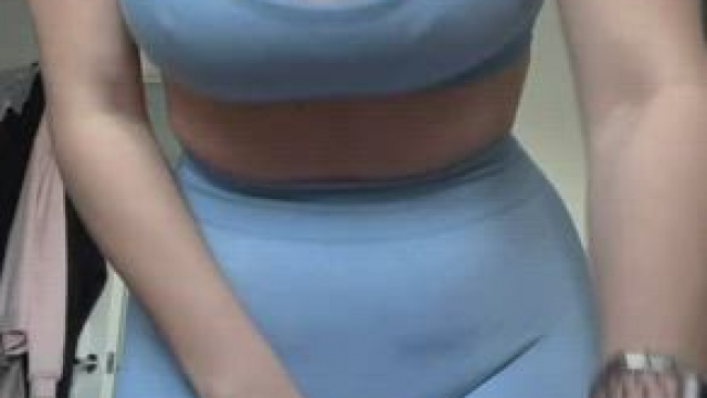 React if your cock is bigger than 5 inches