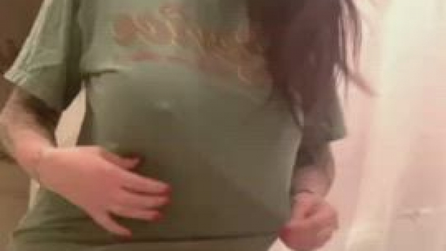 I love tattoos. she is perfect