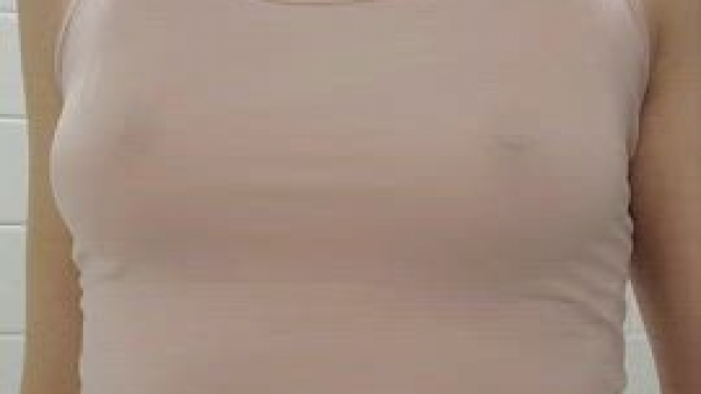 Went to the gym and forgot my top was see through.. oops! [gif]