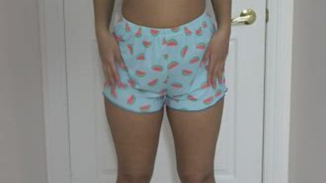 I don't quite have melons in the front, but I have cake in the back!