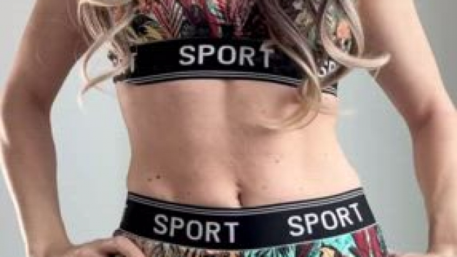 Hi! Wanna see a magic trick?