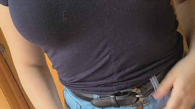 I don't mind at all if you stare at them (18f)