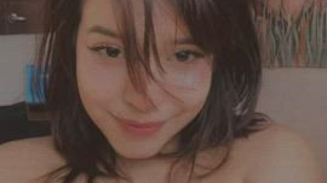 Please cum on my face :3