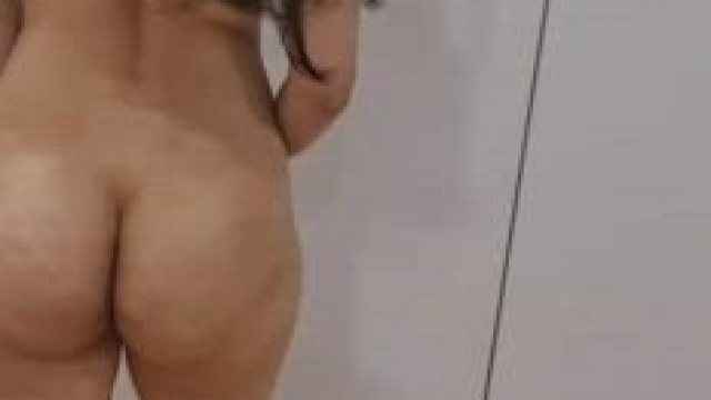 Bendy and curvy, make me your favourite Randi ! (f)