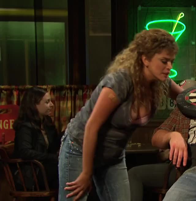 Cecily Strong Boobs Jiggles in Live television