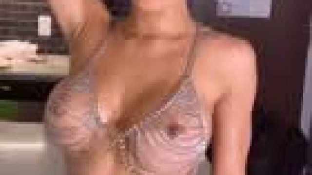 Sexy Grab her updated content in comment