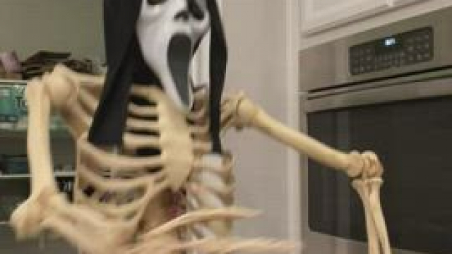 i feel i'd be great in a horror movie... wait! i mean whore movie [oc]