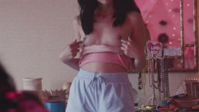 Alexa Demie in 'Euphoria' S1E1