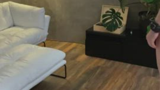 Is it possible to walk with my anal hook and present it to you?