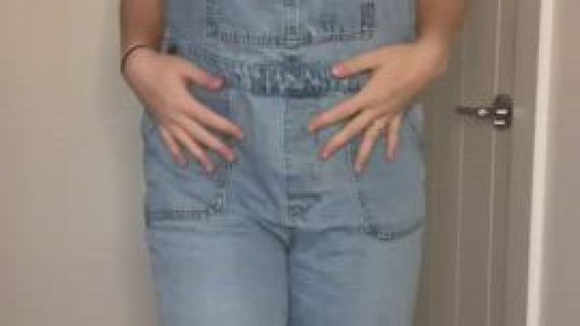 overalls hide my tits and ass… they make for a great surprise :)