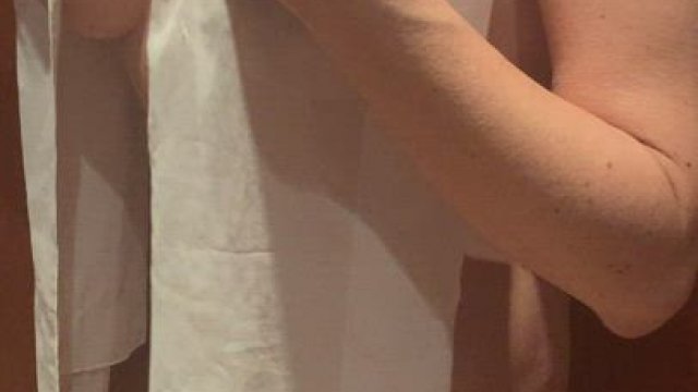 I’m curious.. how many of you would fuck me?