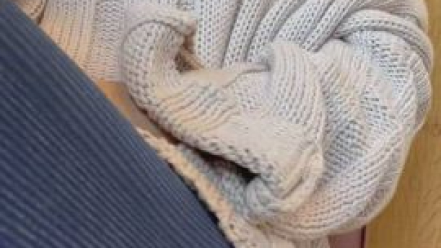 Cup of joe and a quick rub [GIF]