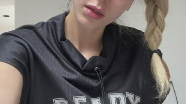 Just came back from the gym, and I wanted to show you how cool my new yogapants 