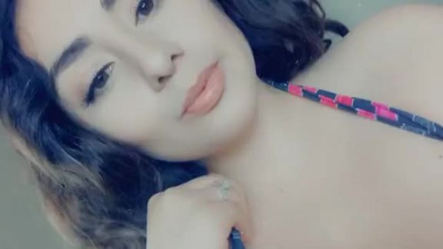 Wifey got ready to get fucked tonight but the guy flaked last minute.