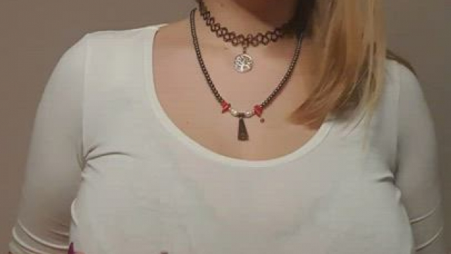 Ba Dum Tss!... free tits!!