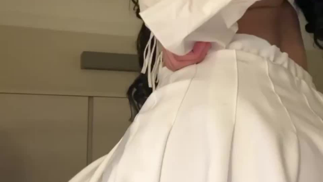 <Sending a masturbating video to every guy that upvotes ?? (My auto reply