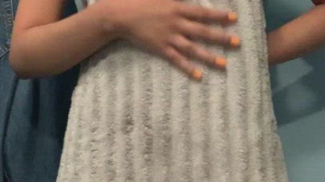 Want to see what's under my towel? ??
