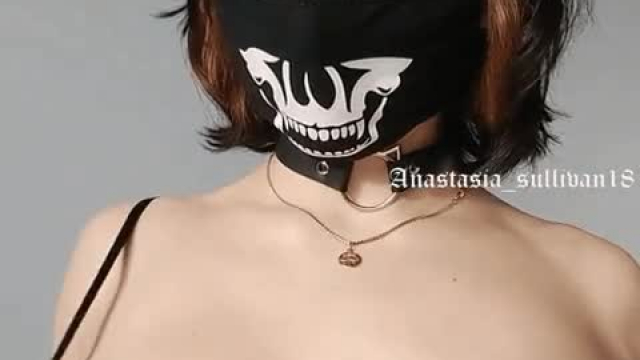 Are you into chubby goth kitties?