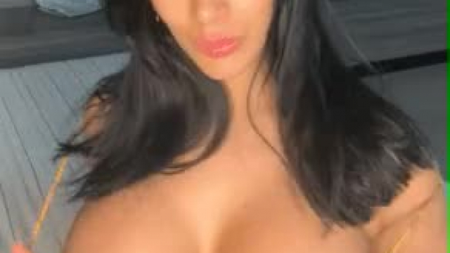 When you finally meet your perfect bimbo lady