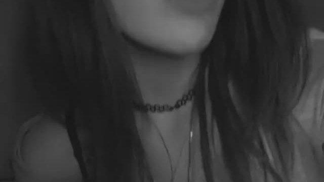 Look into my eyes while you fuck me 