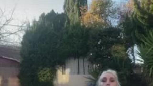 Would you fuck me after i go out of my cold pool and every neighbor see us and l