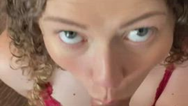 All the Redditors need their cocks sucked like this