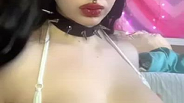 wanna glaze my titties with ur cum?