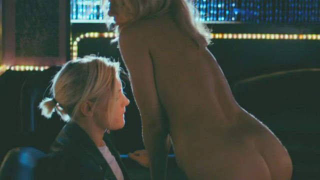 Andrea Stefancikova & Erika Linder - Super hot lesbian plot in 'Below He