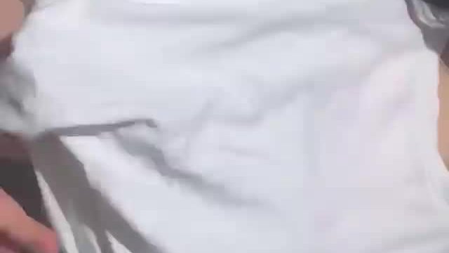 These Boobs Are Too Good For Hide 