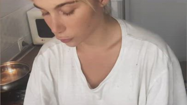 I know, I am a very bad housewife