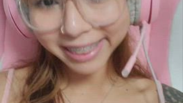 wanted to take a little break from streaming to show you my pussy