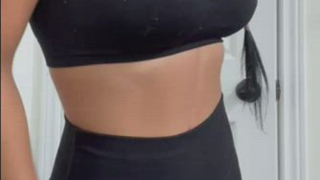 Heading to the gym in my new 