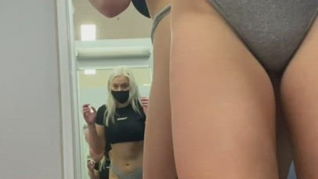 Be honest, smash or pass ?