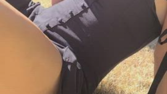 A little daring, yet a little shy [GIF]