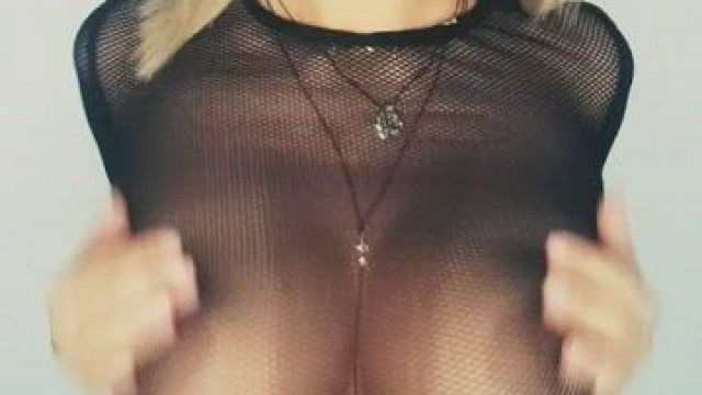 Is it true that dudes like to watch boobs bounce up and down love this?