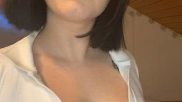 (18) Very insecure about my fat body… Am I still fuckable?