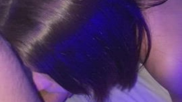 [FFM] Making my bestie cum while she sucks my husbands cock (OC)