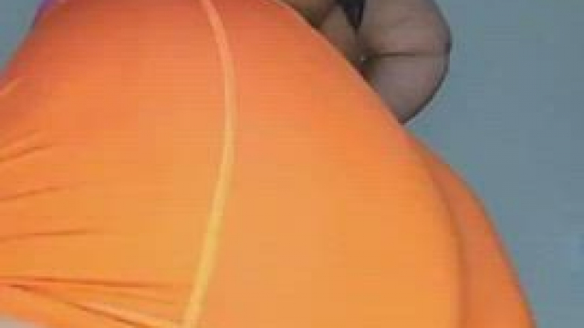 Showing off my phat Mexicana booty for all my sexy strong men here