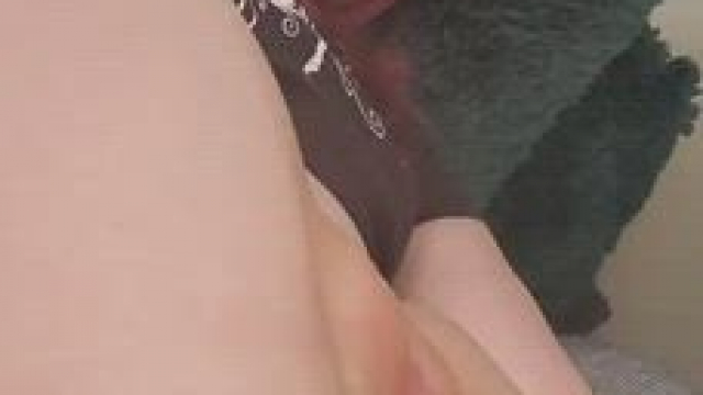 I might be small but I like huge toys