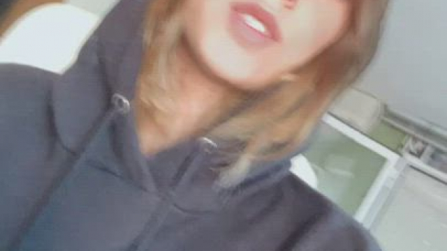 I hope my teacher doesn't mind that I'm naked ..