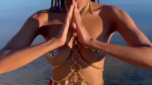 Since some of you REALLY liked her from yesterday (another in the comments)