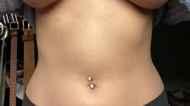 Jump with your titties out in slow motion - new trend?