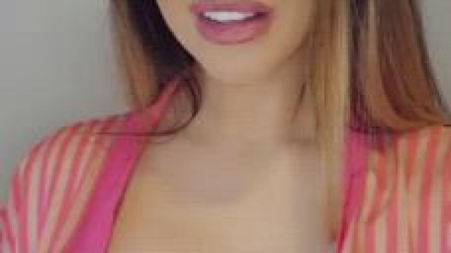 Squeeze my big milf tits